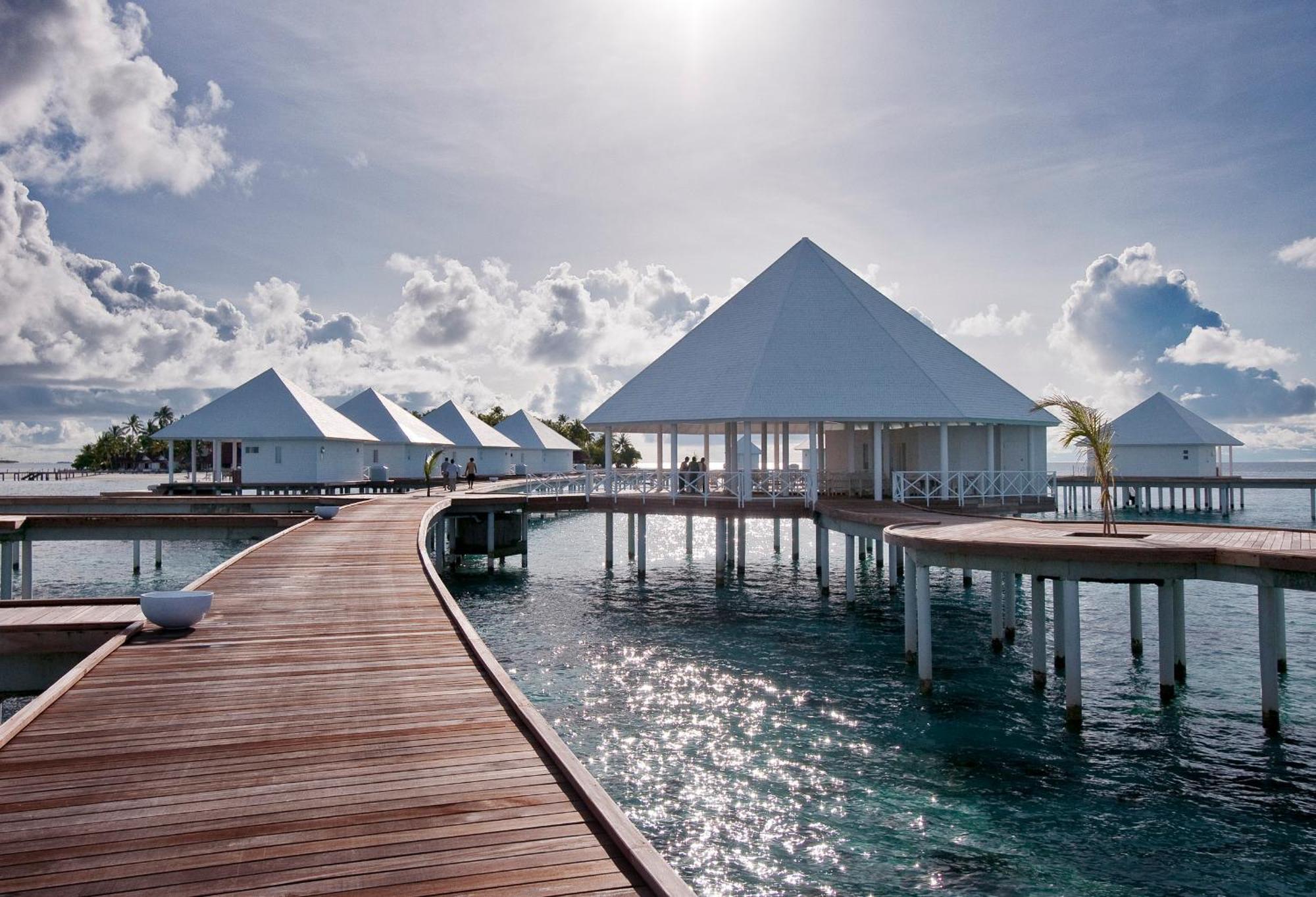 Diamonds Thudufushi Maldives Resort & Spa Thundufushi Exterior photo