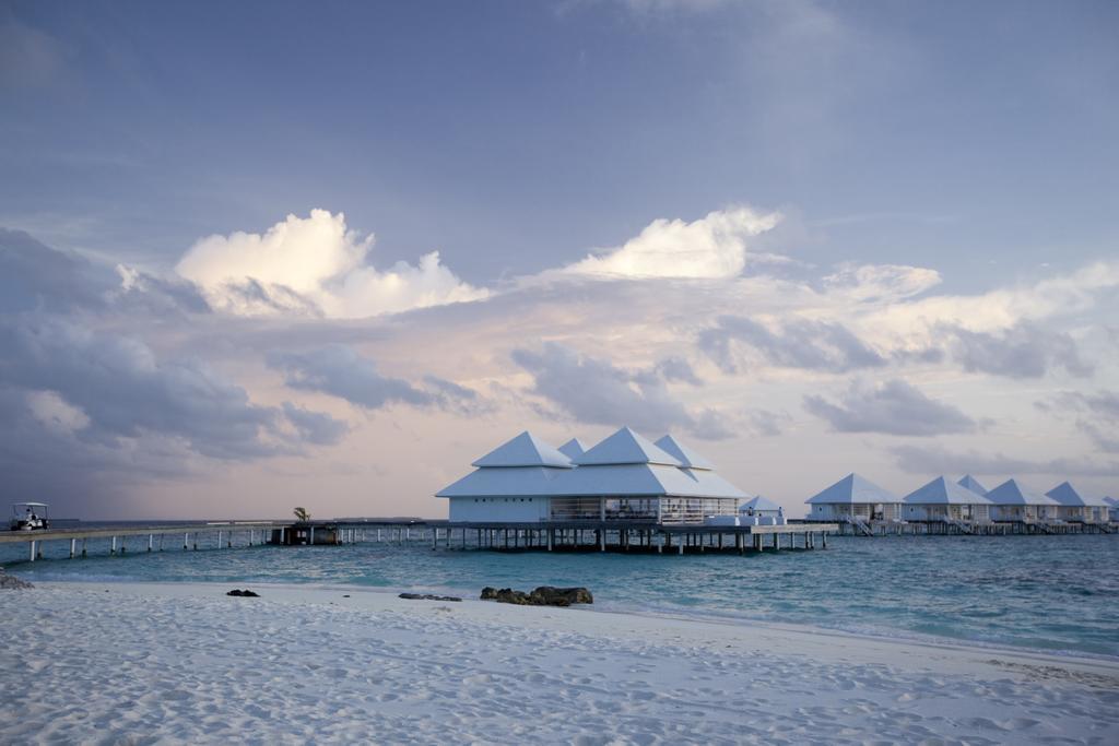 Diamonds Thudufushi Maldives Resort & Spa Thundufushi Exterior photo